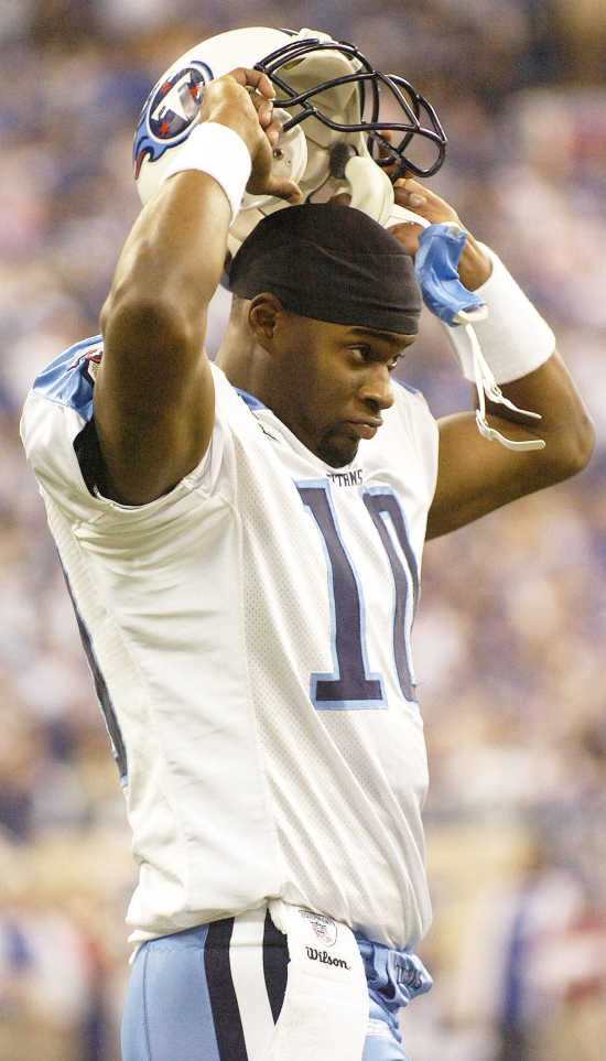 30 December 2007: Tennessee Titans quarterback Vince Young (10